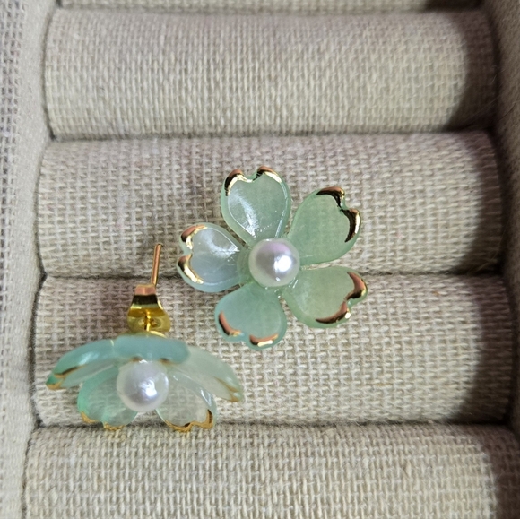 Green and Gold Floral Earrings - Picture 2 of 3